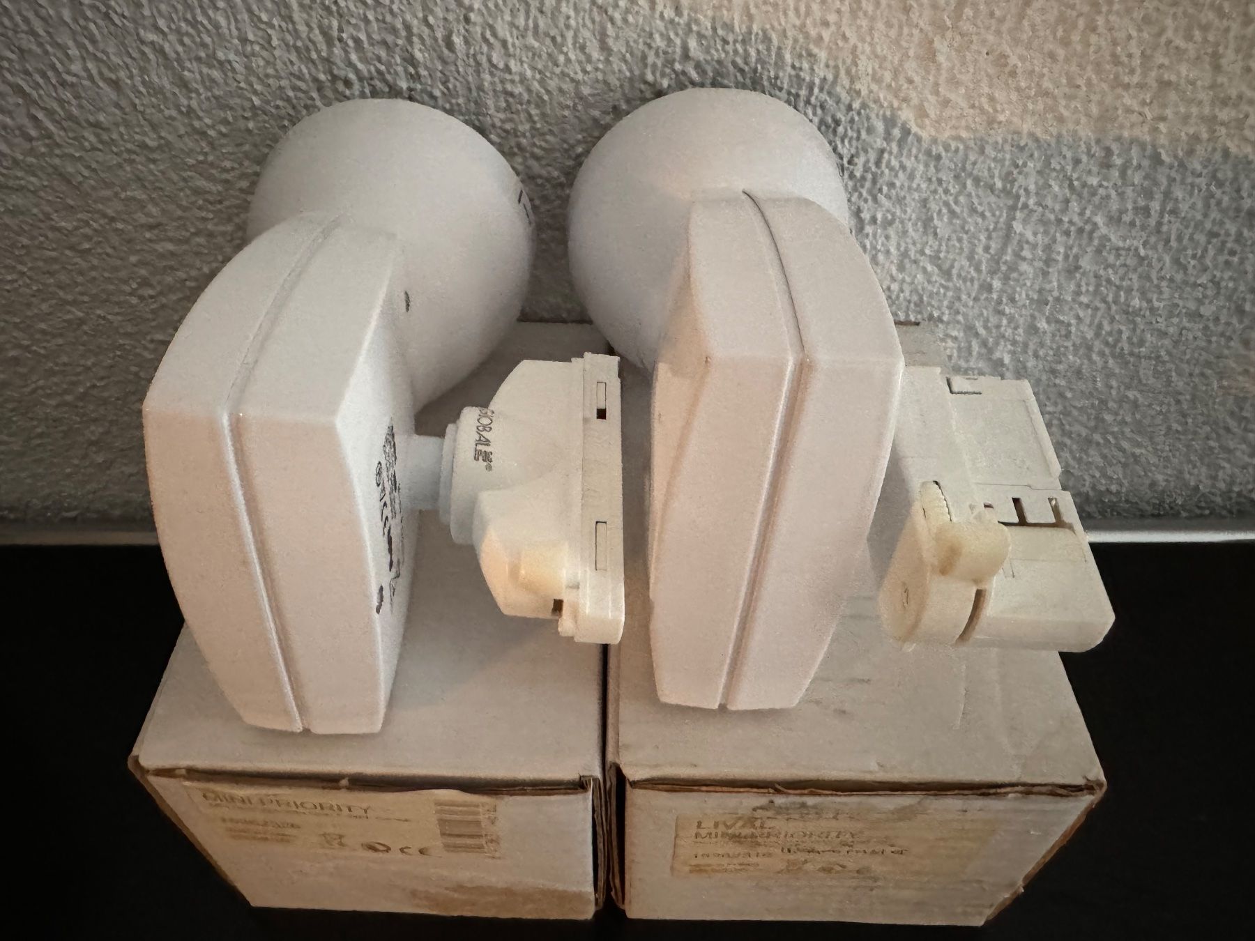 Lampade: 2 Stück Lival Mini Priority Schienenstrahler – Nuovo e nell'imballaggio originale da Wilderswil venduto da Renaissance1 6