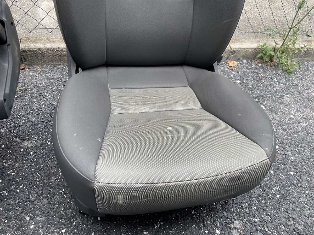 Fiat Alle Ersatzteile: Fiat Ducato Sitz – Gebraucht aus Triesen von memes2likeee 2