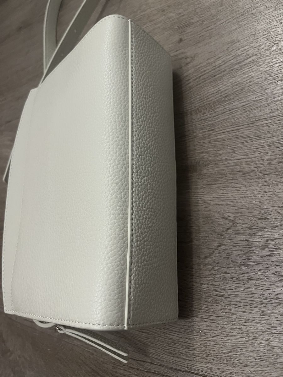 Hugo Boss Borse da donna: Boss Handtasche Lidney 50542067 creme – Usato da Reinach BL venduto da Wasser20052011 5