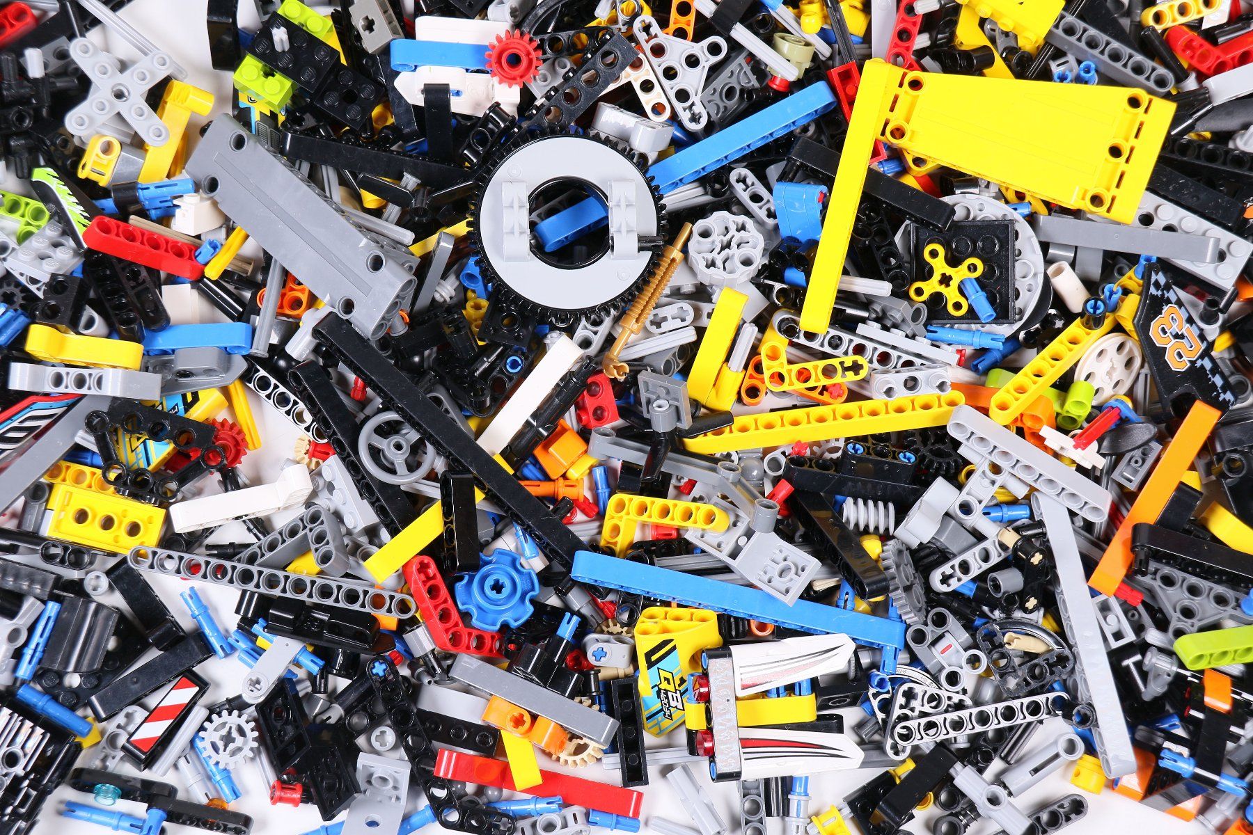 Lego Baukästen: 1.5 kg überwiegend Technikteile – Gebraucht aus Hettlingen von Scholi99 2