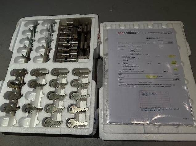 Schliesszylinder: 16 Kaba8  Doppelzylinder mit Schliessplan – Gebraucht aus Bern von Atx