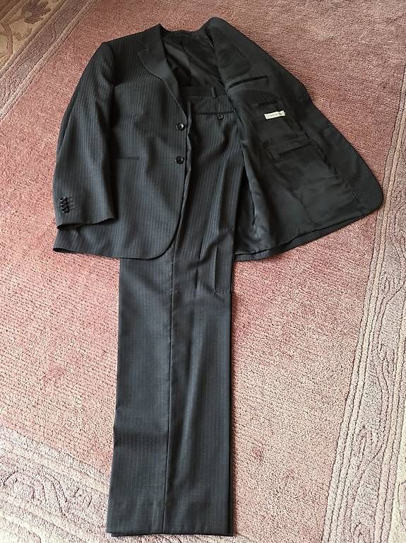 Completi: eleganter Anzug dunkelgrau/anthrazit – Usato da Laupen BE venduto da Rosemarie01 1