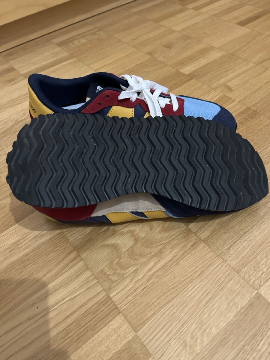 New Balance Scarpe da uomo: New Balance Schuhe Gr. 42 – Nuovo (secondo la descrizione) da Aarau venduto da sen_er 2