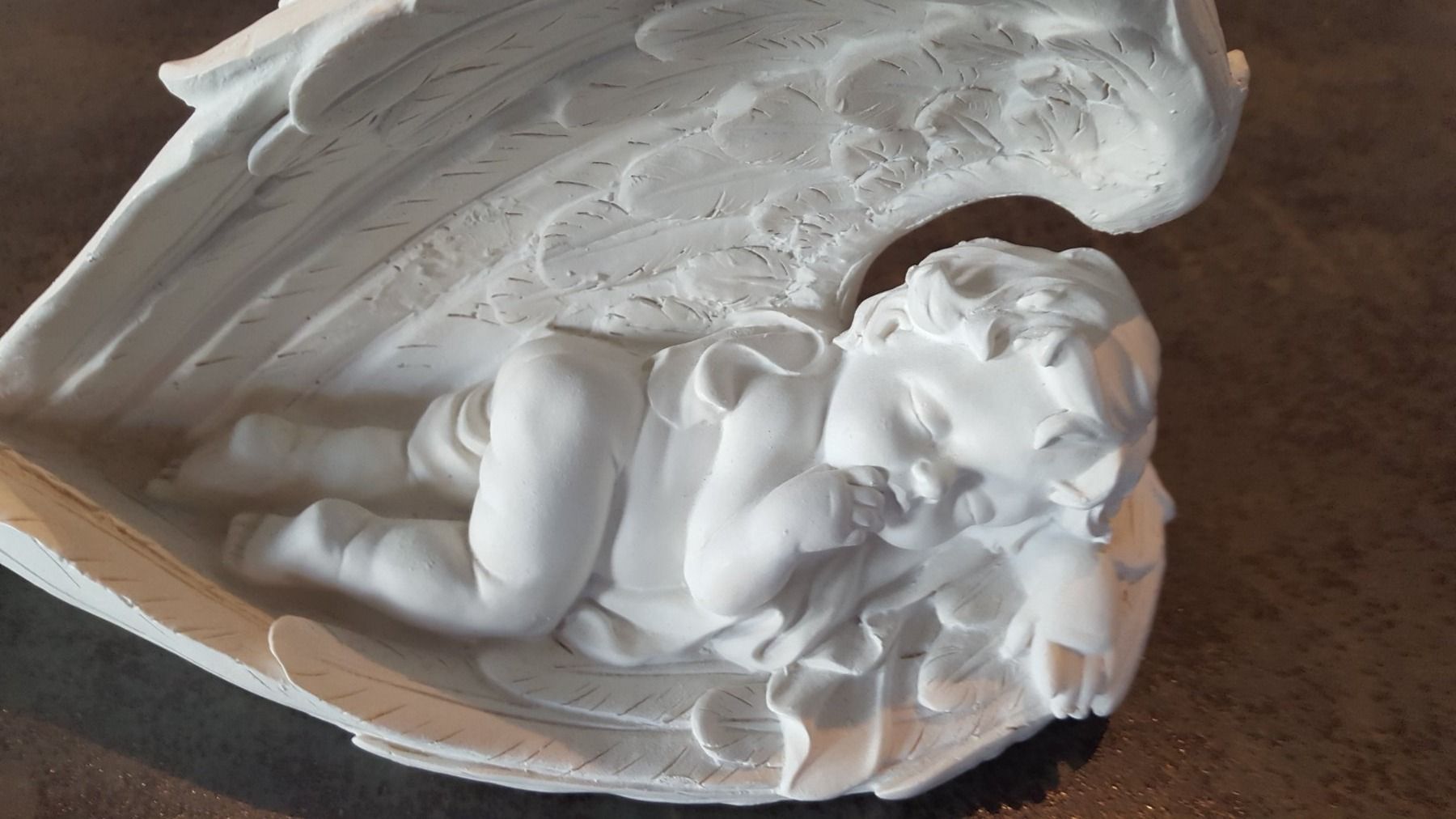 Figuren: Liegender Engel in Muschel – Neu (gemäss Beschreibung) aus Reinach von 3Guggerli 1