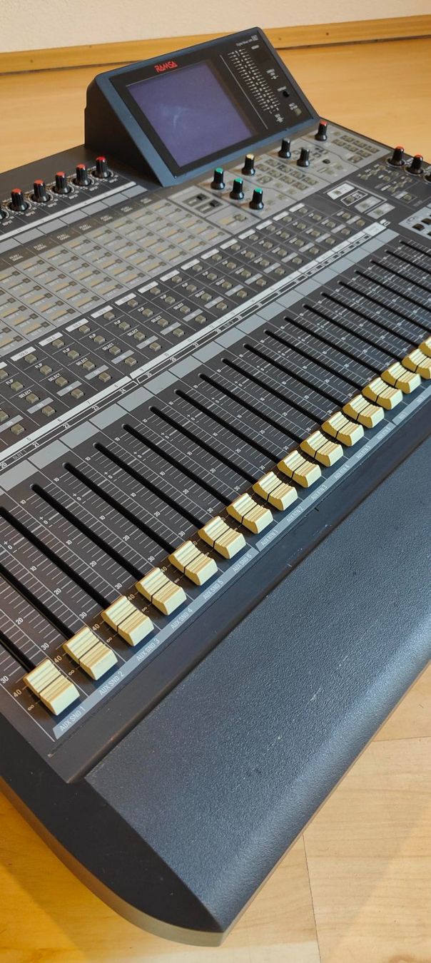 Console di mixaggio: Panasonic WR-DA/7G Digitales Mischpult – Usato da Zürich venduto da Paradiesli_ 1