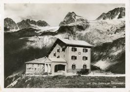 Splügen - Pass   GR  -  Eidg. ZOLLHAUS  mit Oldtimer