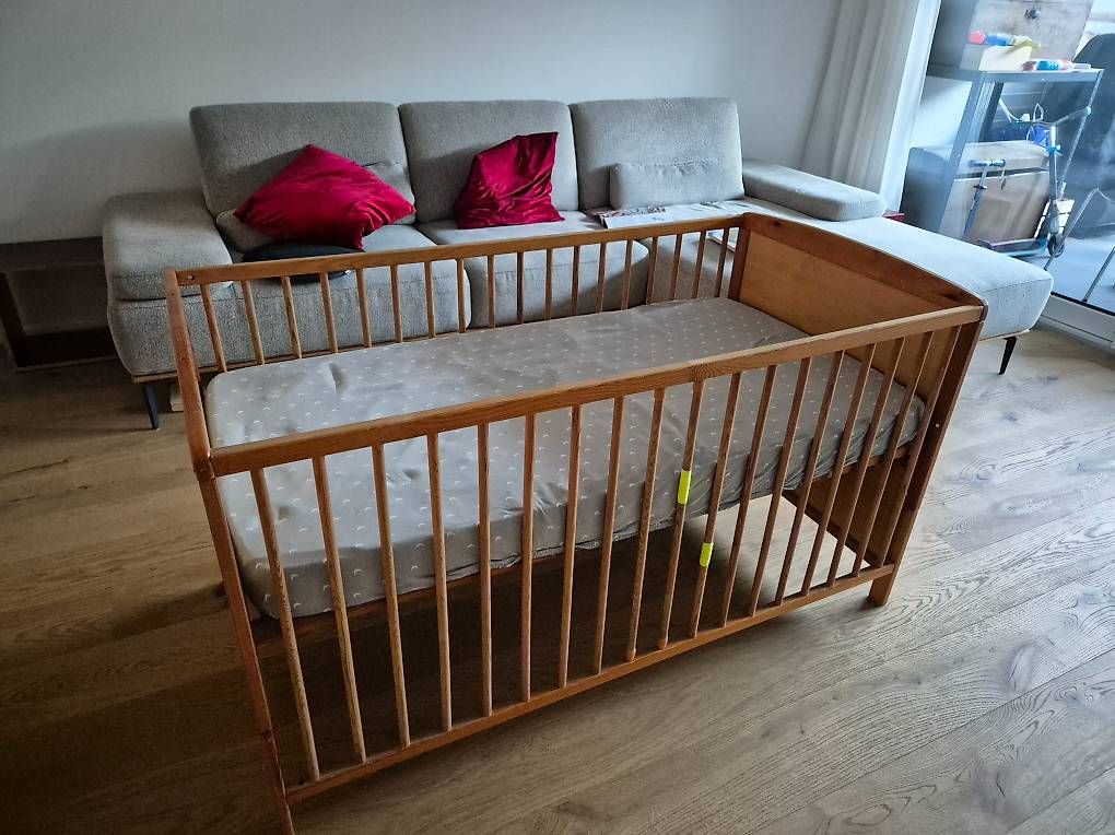 Lits: Kinderbett – D'occasion à Zürich par Denisa.divinova