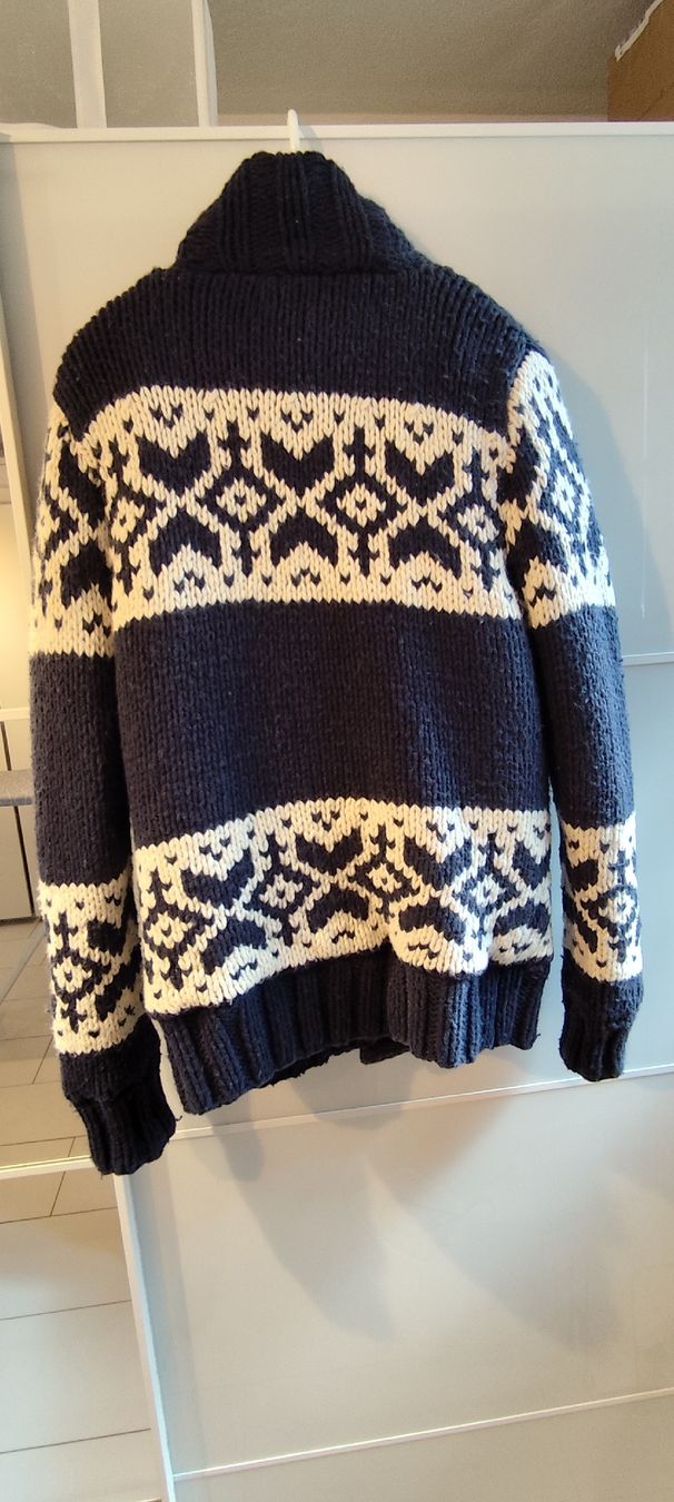 Superdry Jacken: Coole Jacke von Superdry  – Gebraucht aus Neerach von leiro1 2