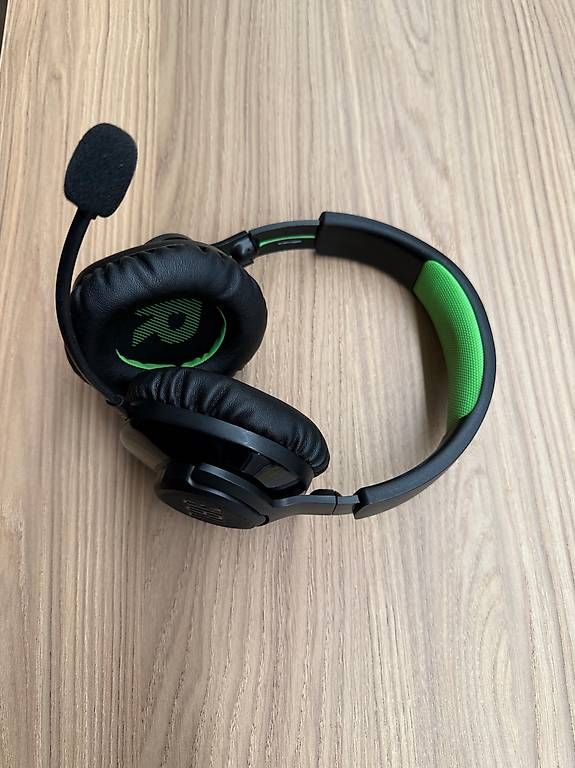 Kopfhörer: JBL Headset Quantum 360X – Gebraucht aus Oberengstringen von Vasco551 2