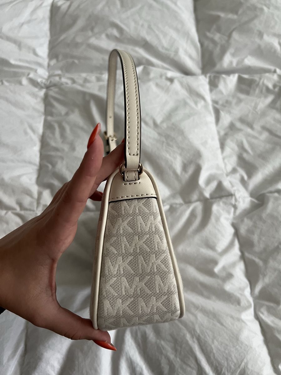 Michael Kors Borse da donna: Michael Kors Umhängetasche  – Usato da Richterswil venduto da raf_9dxc 9