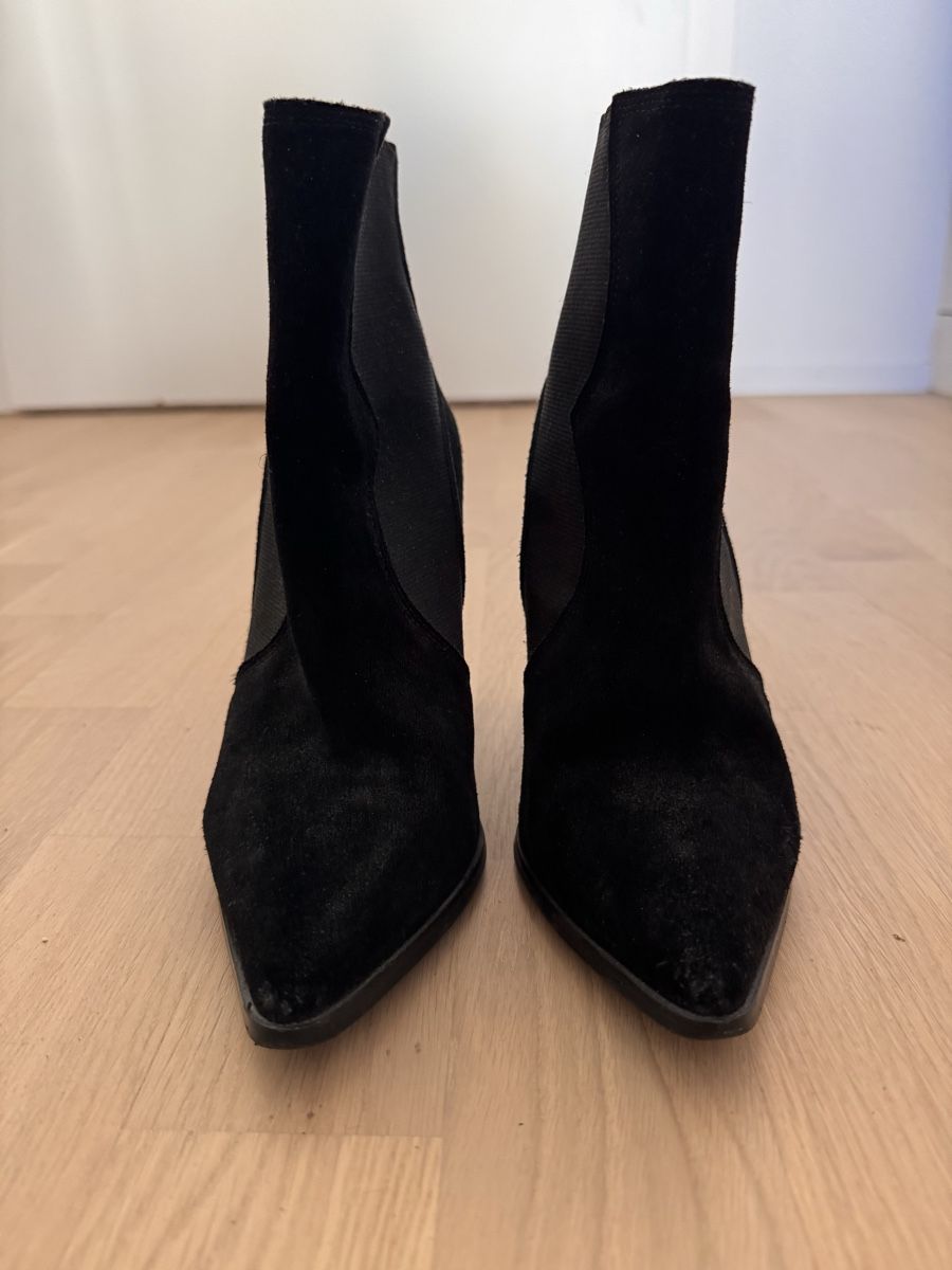 Scarpe da donna: Stiefel Gaudi schwarz Wildleder Grösse 37 – Usato da Dübendorf venduto da ClaraS. 2