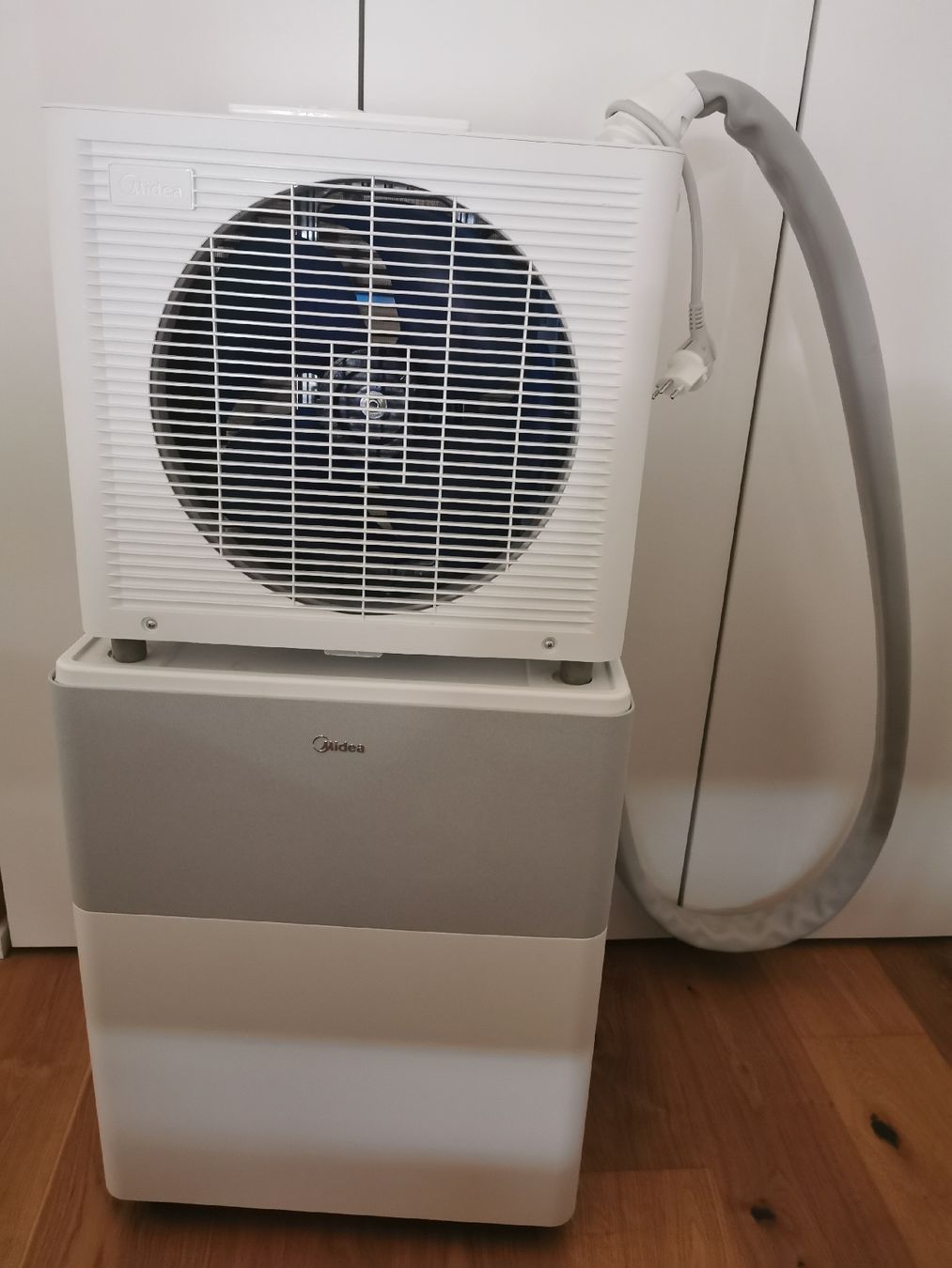 Midea Klimageräte: Midea Porta Split Cool – Gebraucht aus Ottikon b.Kemptth. von Schwammi007