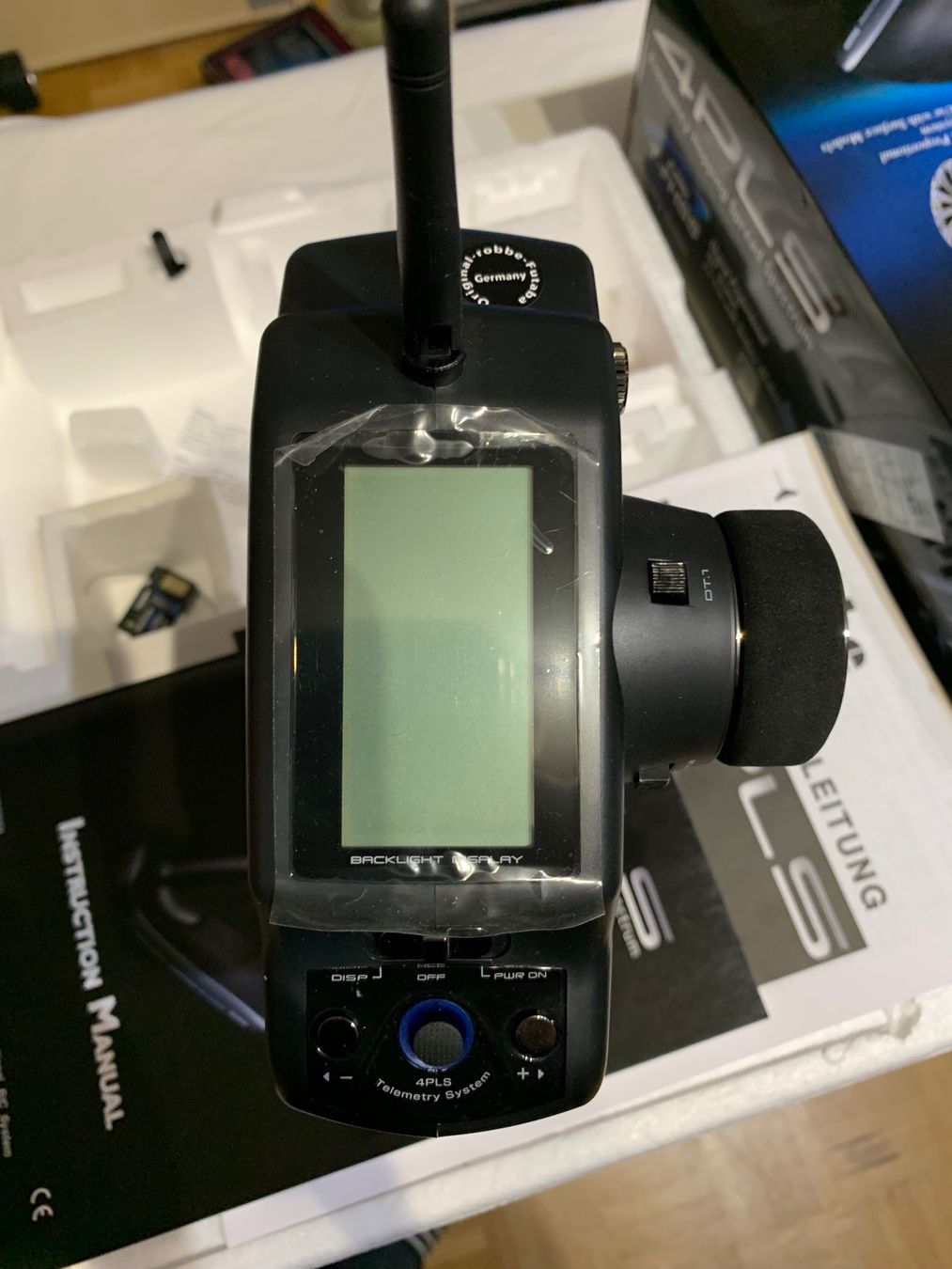 Futaba Telecomando: Fernsteuerung Futaba – Nuovo e nell'imballaggio originale da oetwil am see venduto da synchro63 3