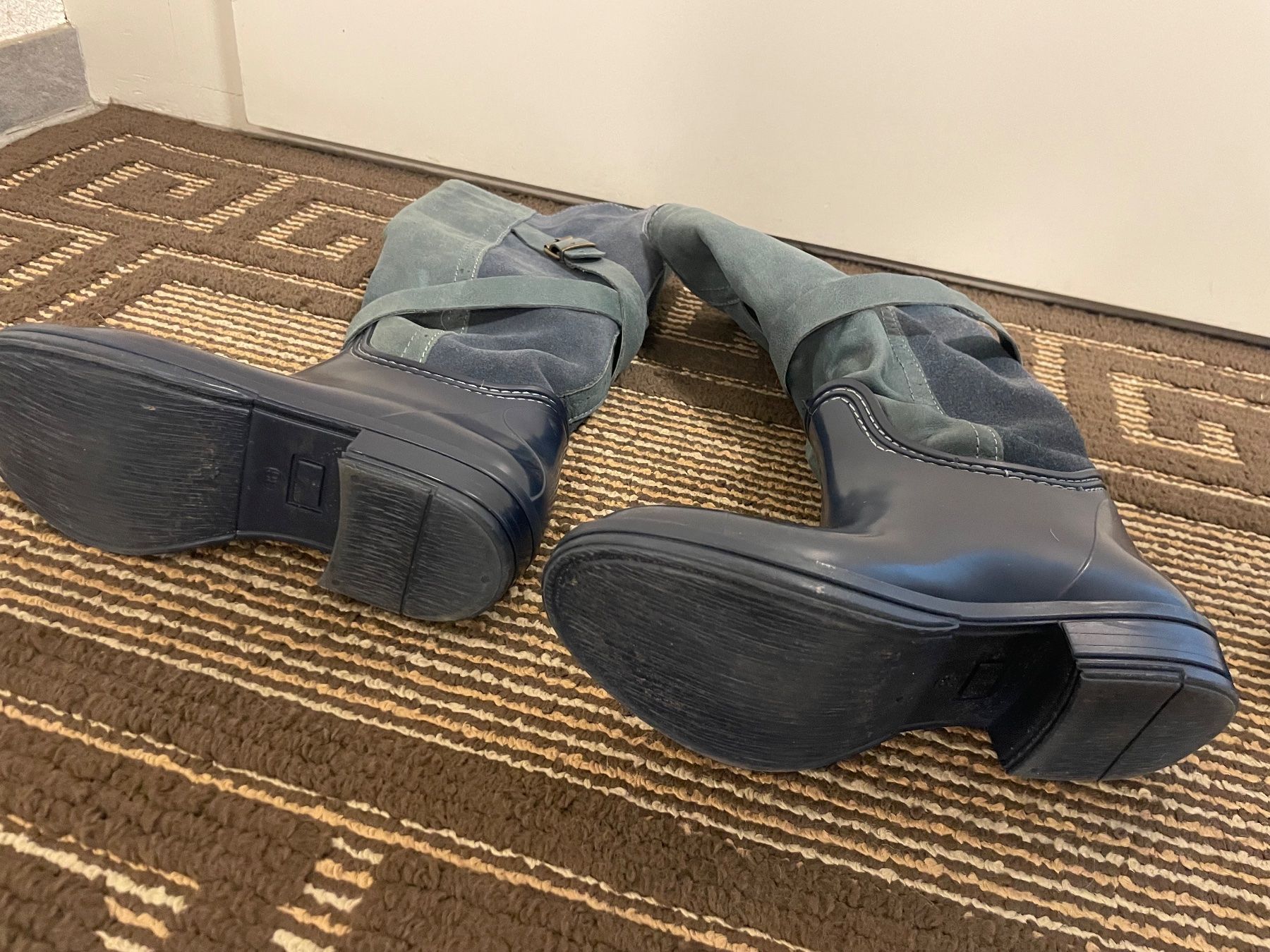 Scarpe da donna: Regen Stiefel – Usato da Niederdorf venduto da dhodach 3