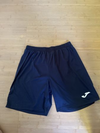 Sporthose von Yoma