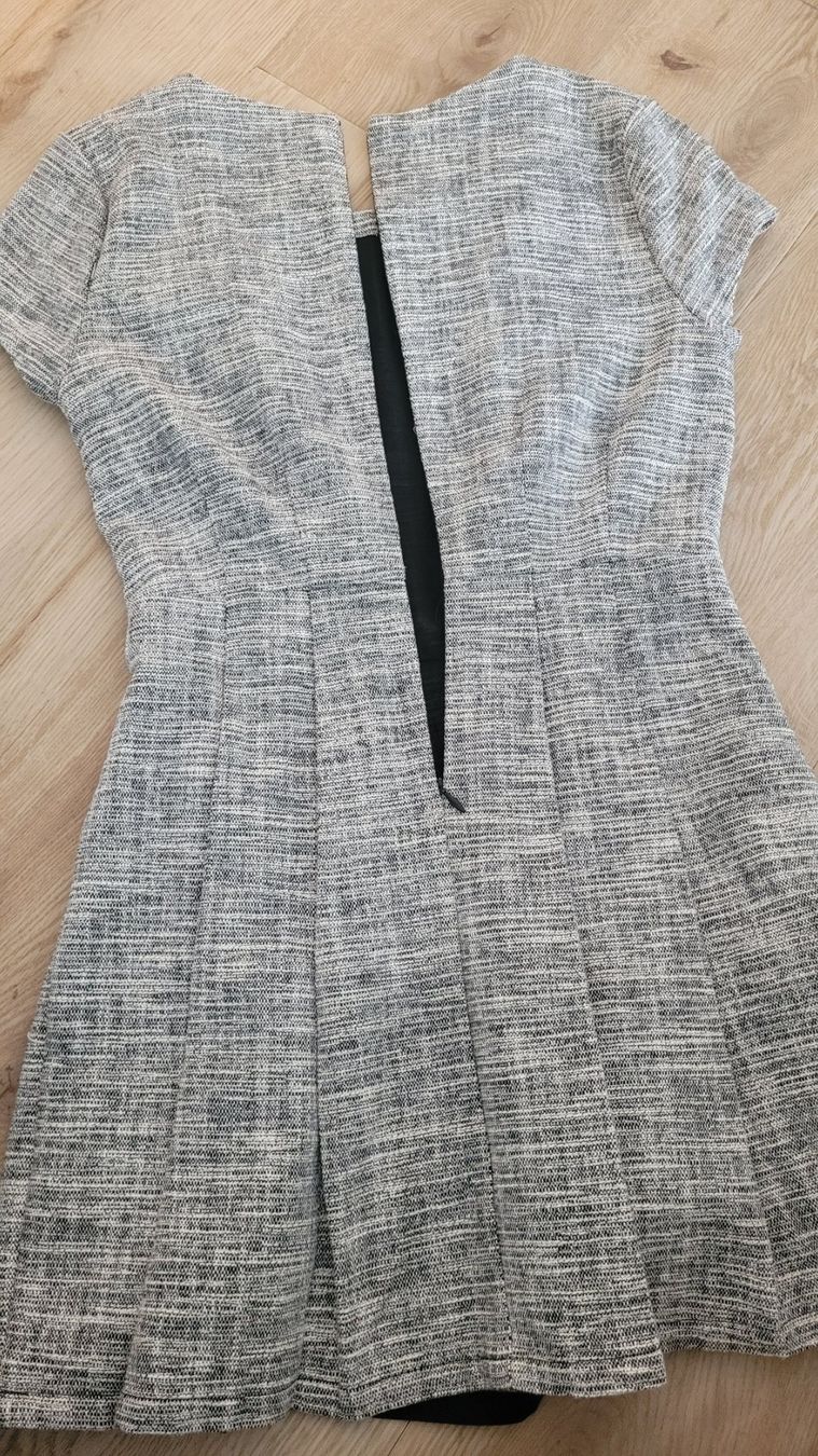 Vestiti: Graues Kleid von Forever 21 – Usato da Kloten venduto da jan_ct2l 2