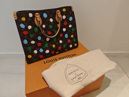 👜 Louis Vuitton x Yayoi Kusama, OnTheGo MM - Ungetragen!
