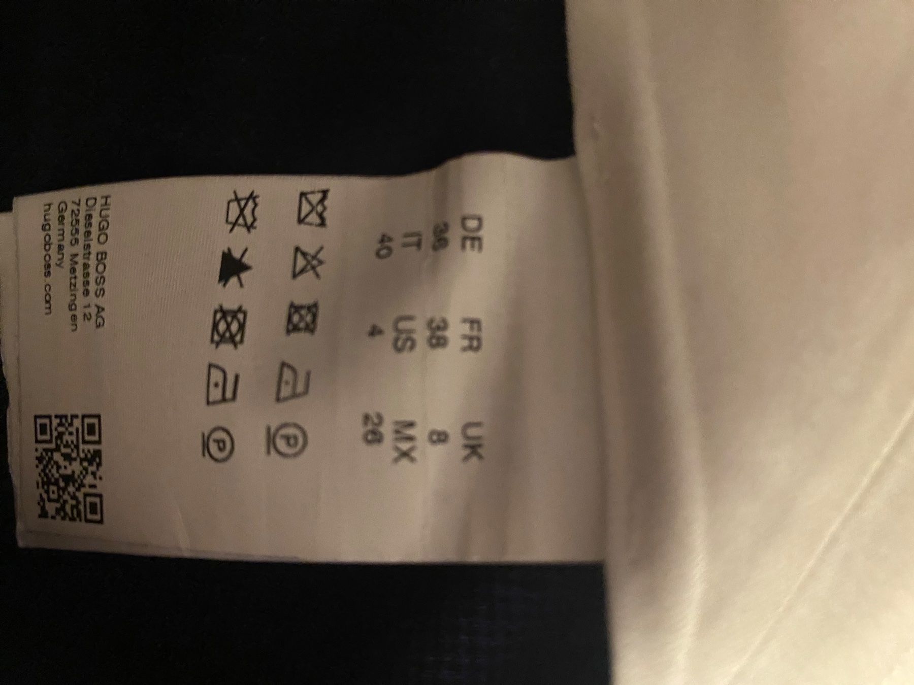 Ensembles & Tailleurs: Tailleur Hugo Boss – Neuf avec emballage d'origine à Lausanne par bab_s576 4