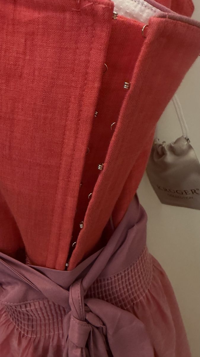 Krüger Vestiti: Krüger Dirndl Gr. 44 NEU – Nuovo e nell'imballaggio originale da Künten venduto da Aswang 2
