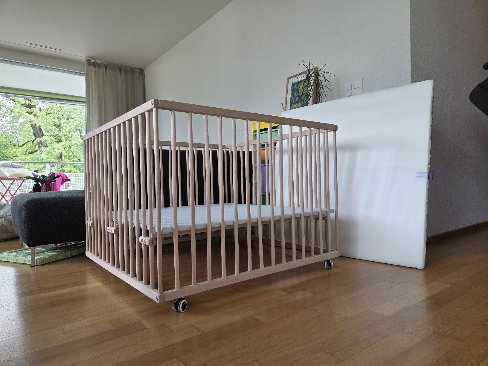 Box & Barriere di sicurezza: Laufgitter inkl. Matratze 100x100 – Usato da Zürich venduto da LeCaZh 1