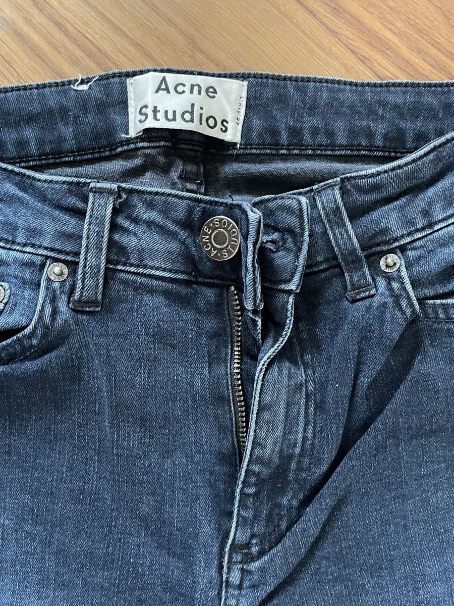 Acne Studios Jeans: Acne Studio - Jeans – Usato da Zürich venduto da fabelhaft17 2