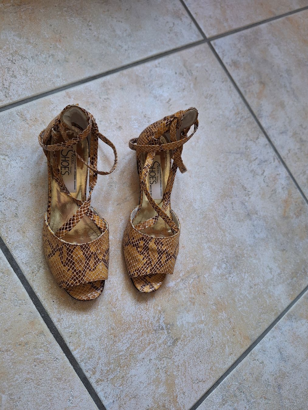 Scarpe da donna: Italienische Disigner Schuhe  – Usato da Rheinfelden venduto da Cleopatra2000