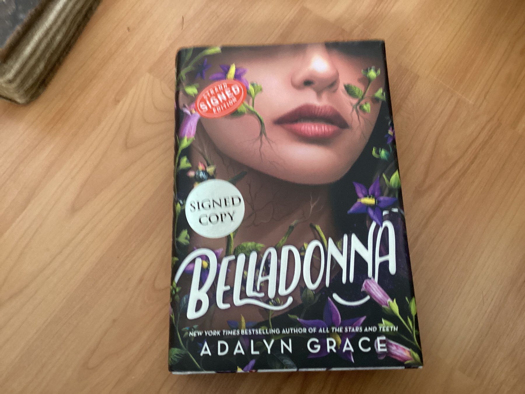 Libri: Belladonna by Adalyn Grace Signed First edition 2022 – Usato da Bursinel venduto da don_ccb9