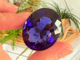 Certified Gemstone 131.70 Ct
