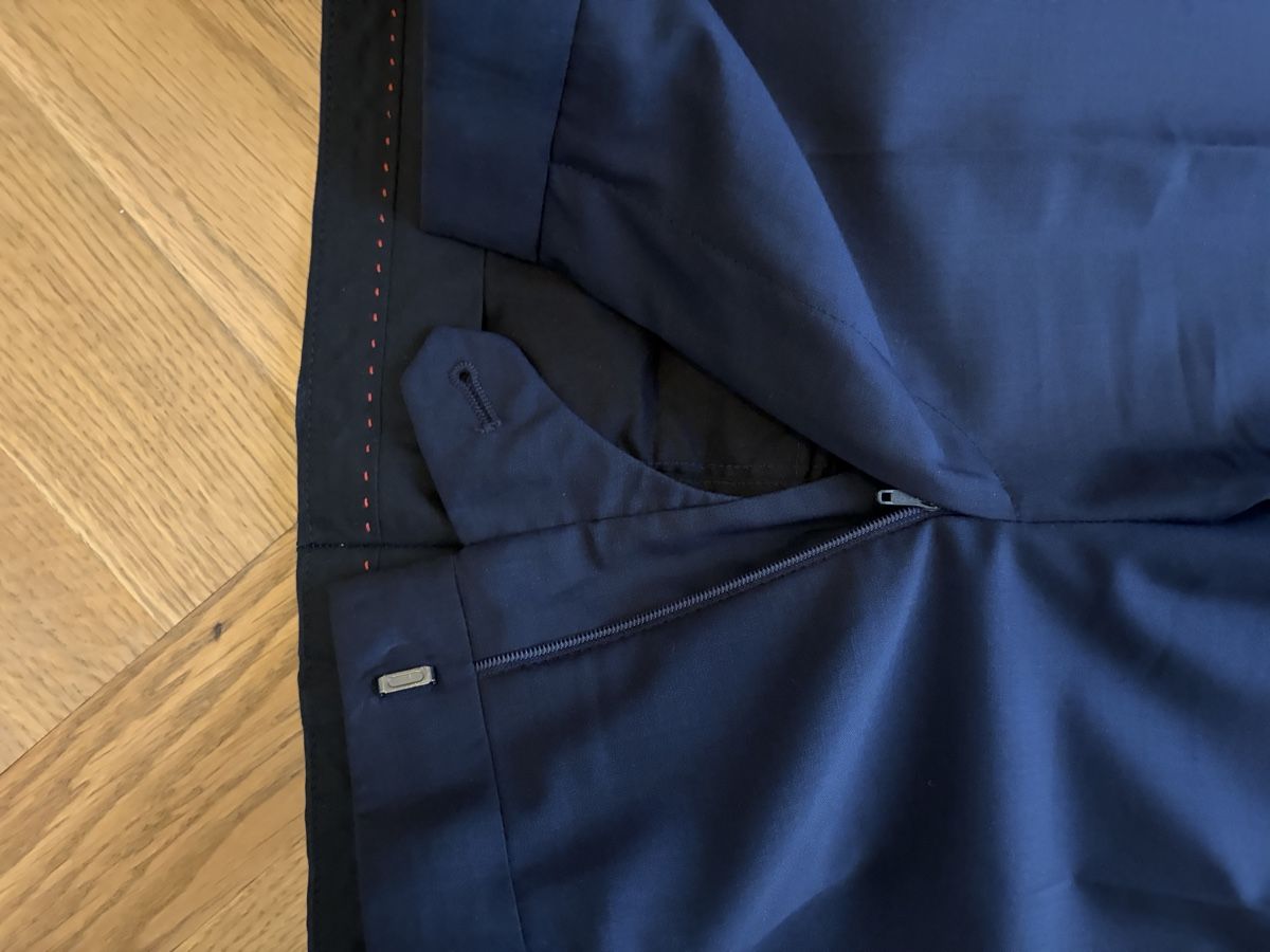 Hugo Boss Completi: Completo Uomo Hugo Boss Blu Scuro – Usato da Zürich venduto da mar_myz6 5