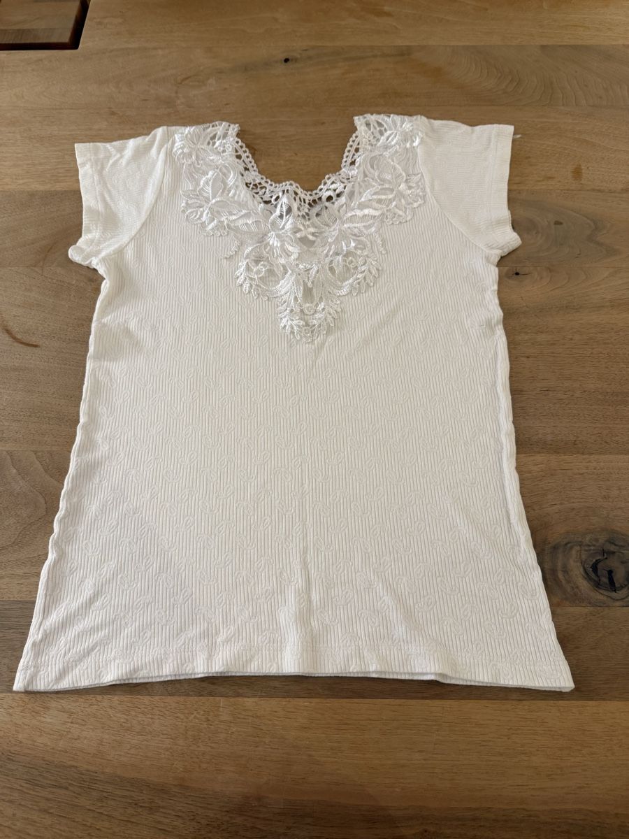 Chemisiers: White blouse – Neuf (Voir description) à Adliswil par Marjin