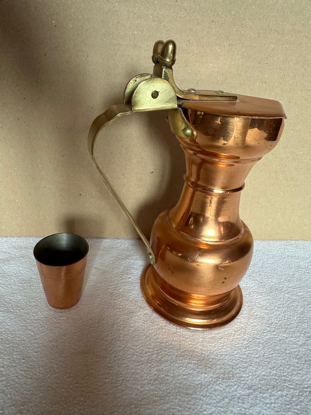 Caraffe: Pichet et gobelet en cuivre Egro – Usato da Ste-Croix venduto da BuffetSC 1