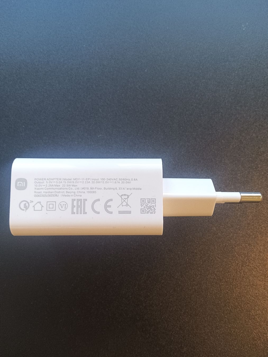 Caricabatterie: Handliches USB-Ladegerät - Schnellladefunktion - Weiss – Nuovo (secondo la descrizione) da Grächen venduto da Eifelelch 2