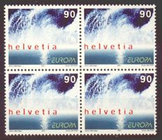 2001, Europa **