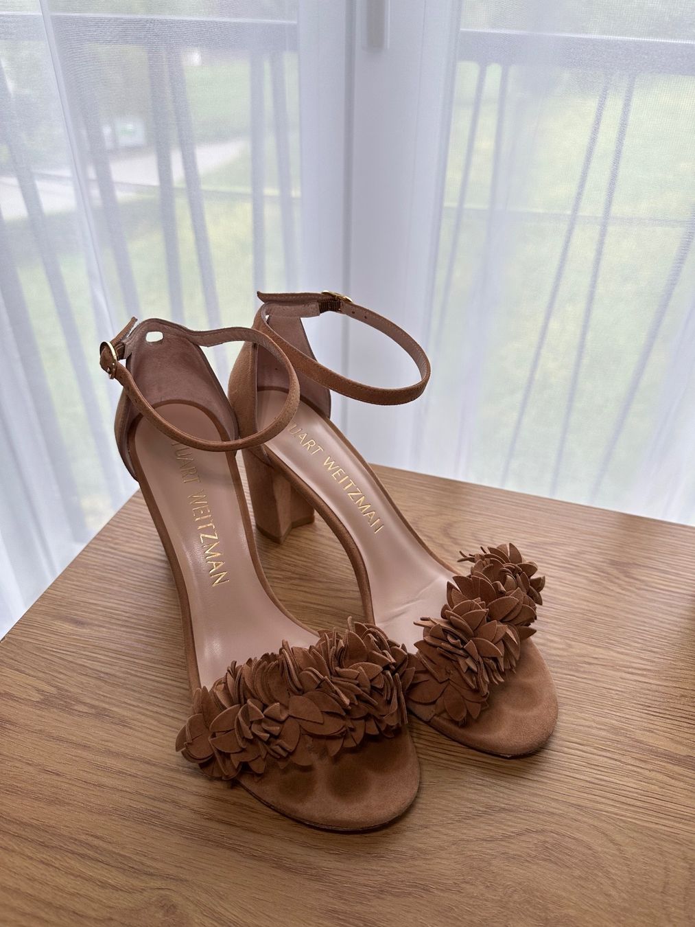Stuart Weitzman Scarpe da donna: Stuart Weitzman Sandalen Gr.40 – Nuovo (secondo la descrizione) da Winterthur venduto da LeLe0606
