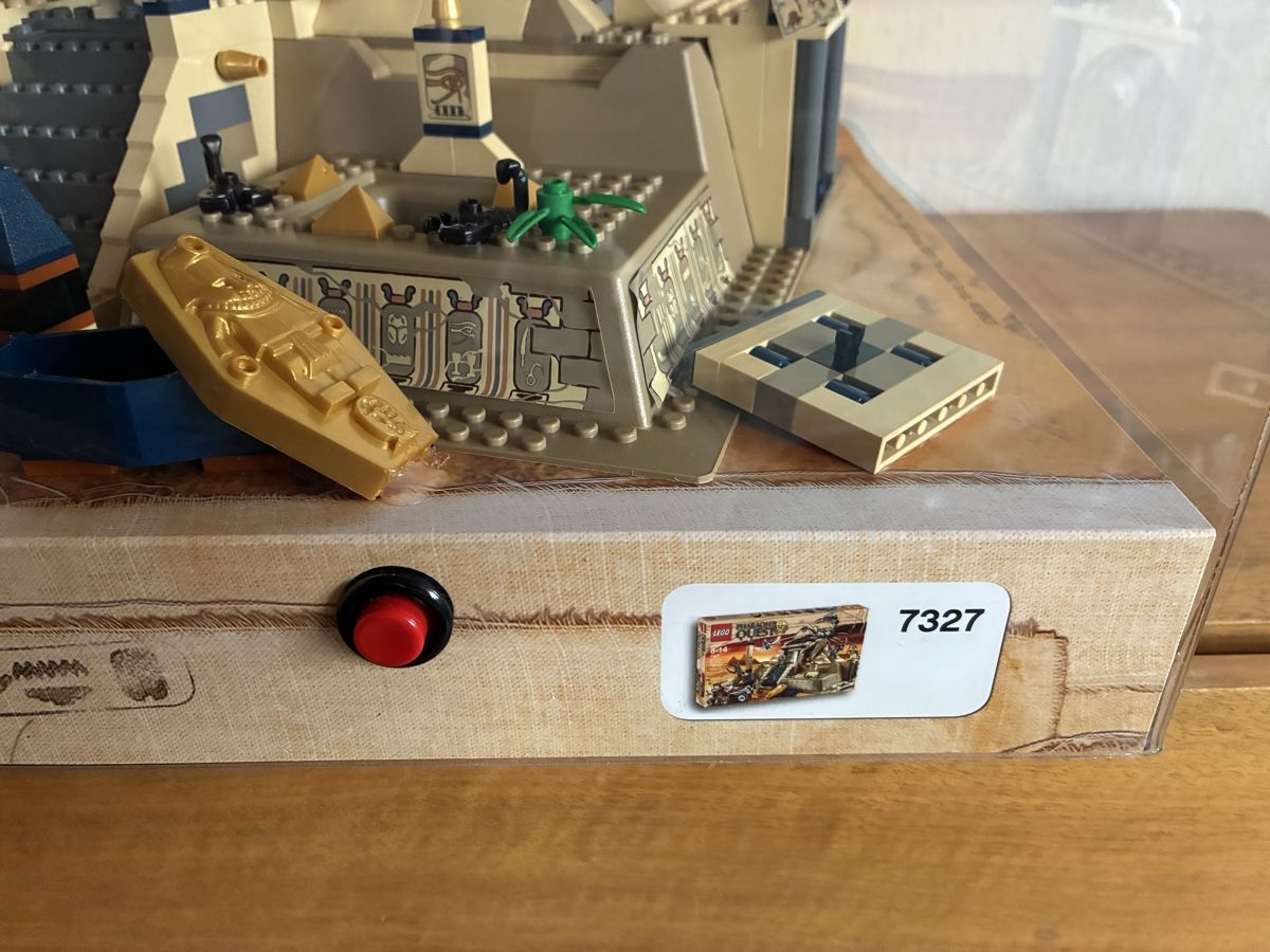 Vetrine: Lego Werbung Display Dekoration in Plexiglas Vitrine – Usato da schönenwerd venduto da quartier9 1