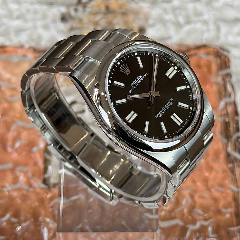 Orologi: Rolex Oyster Perpetual 41mm 124300 – Usato da Genève venduto da minty.watches 2