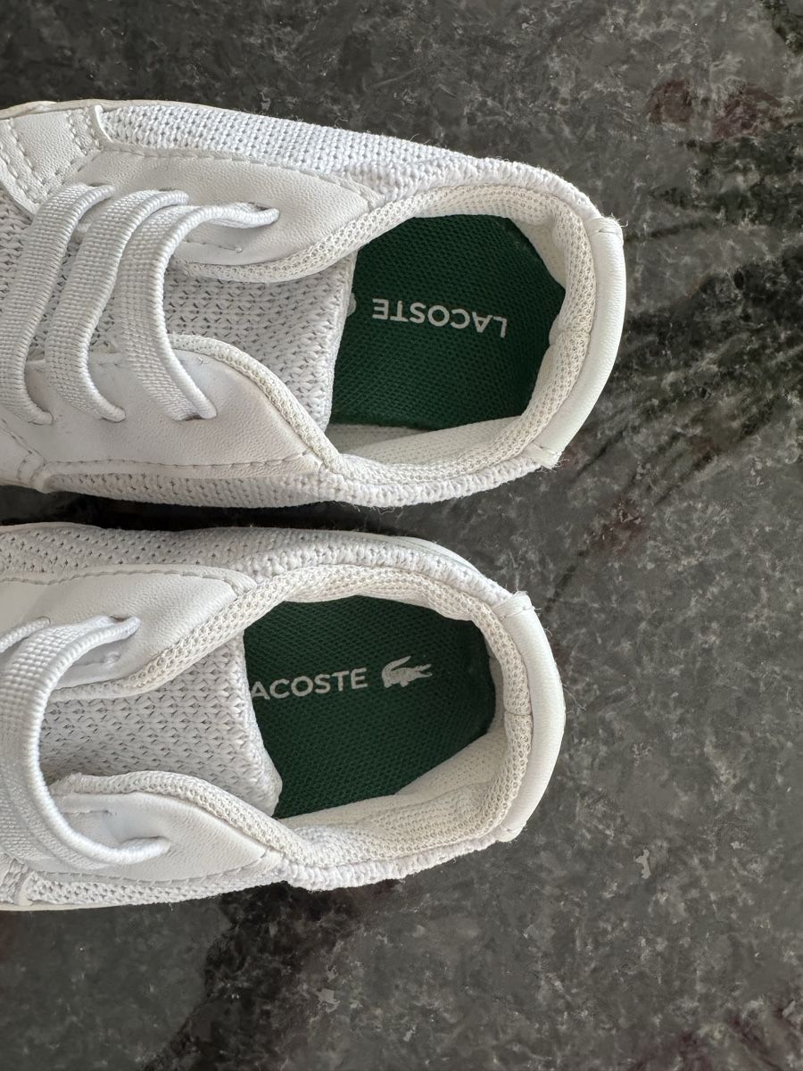 Lacoste Schuhe für Jungen: Süsse Lacoste Krabbelschuhe Gr. 18 weiss – Gebraucht aus Küsnacht ZH von ToddyGinger 1