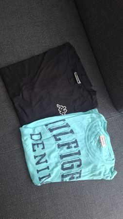 T-Shirts Kappa Schwarz und Tommy Hilfiger  Petrol Gröss
