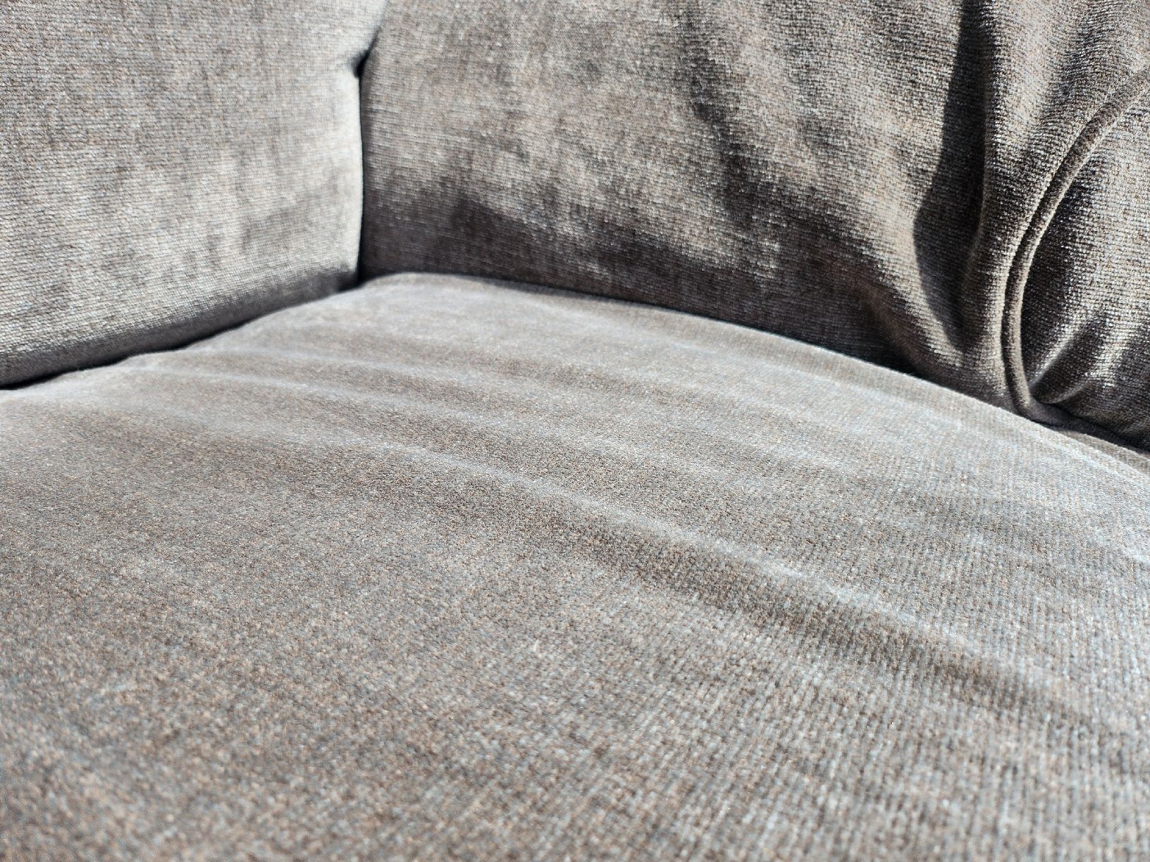 Edra Divani: Edra - Grande Soffice sofa by Francesco Binfaré – Usato da Gelderland venduto da HermsenDesign 3
