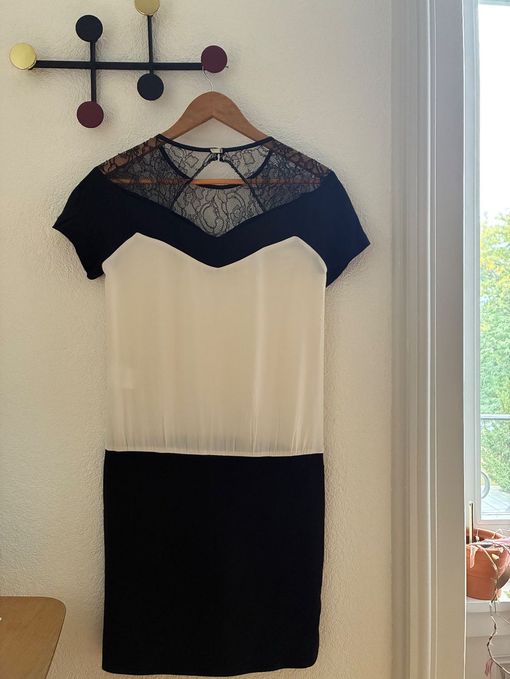 Sandro Robes: Sandro Kleid Gr. 36 – D'occasion à Fribourg par waves55 1