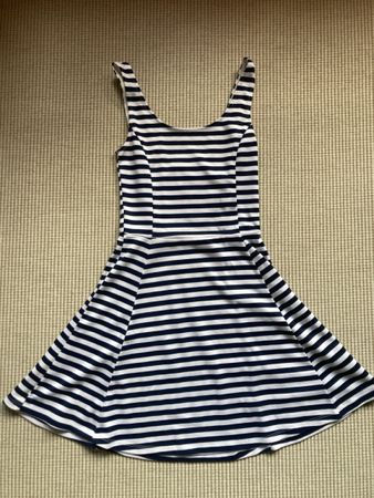 Röckli / Kleid H&M Gr. 32 gestreift Sommerkleid blau