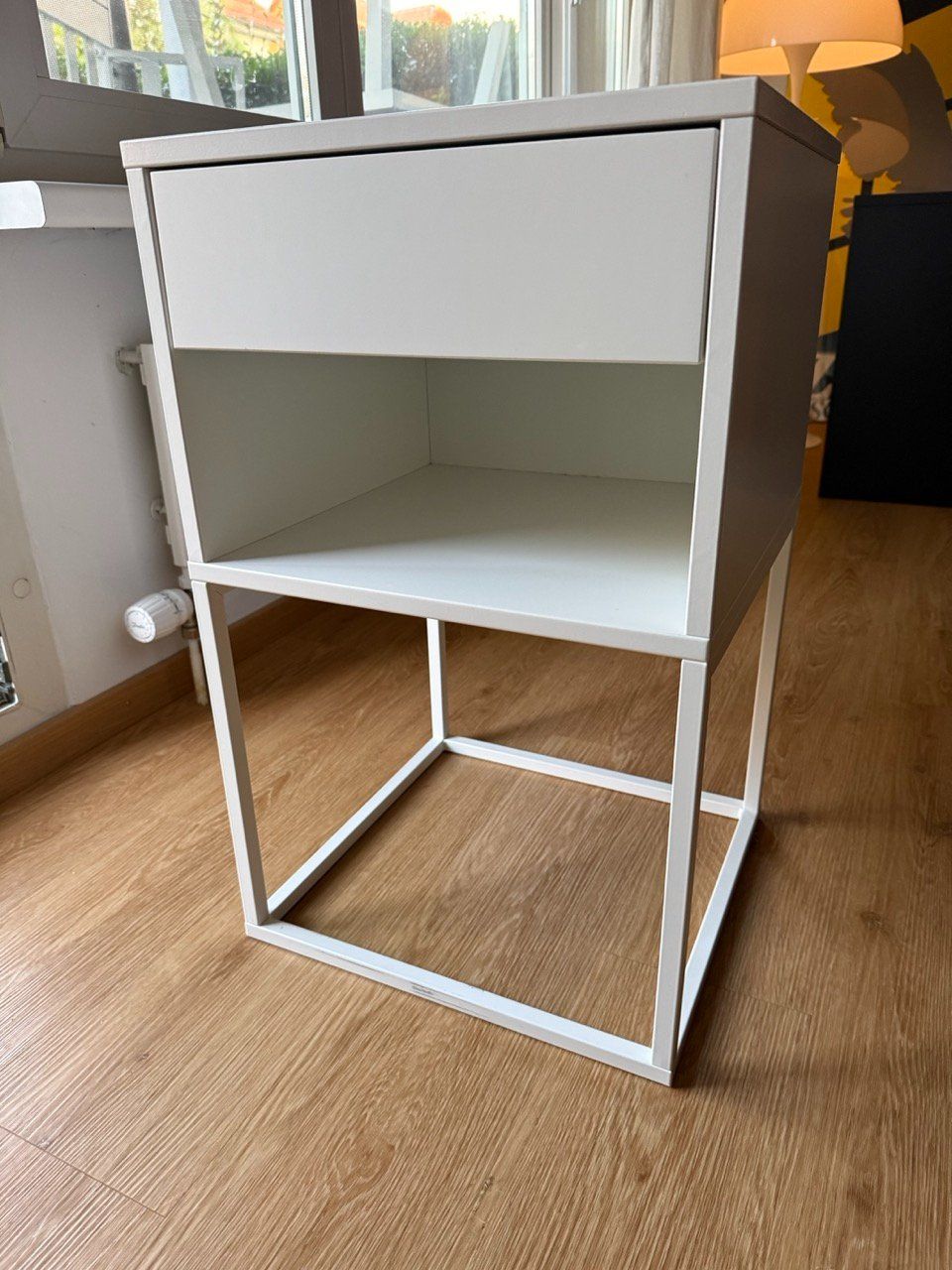 Ikea Nachttische: IKEA NACHTISCH VIKHAMMER WEISS – Gebraucht aus Zürich von yptrn 3