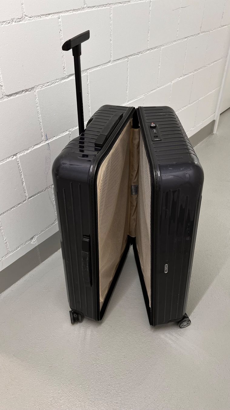 Rimowa Reisekoffer: Rimowa Reisekoffer blau – Gebraucht aus Aarau von usport06 4