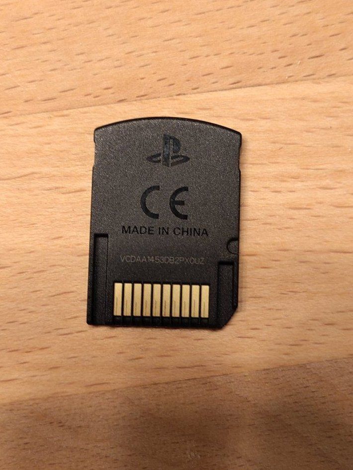 Sony Giochi: Metal Gear Solid HD Collection (PS Vita) – Usato da Kloten venduto da SuperRetroPixels 2