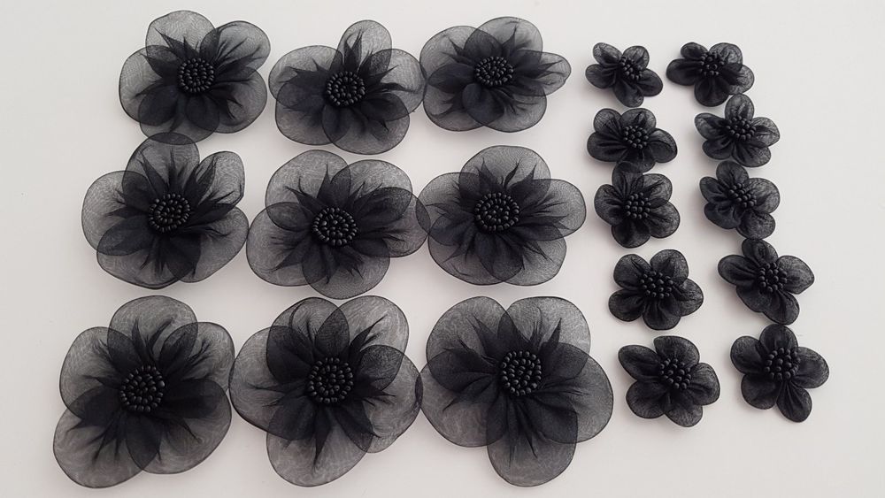 Blumen Applikation *ROYTEX Tüll Perlenbesetzt 19St (Neu (gemäss ...