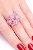 Hochwertiger Glasperlen-Ring Rosa – Handgearbeitete Optik