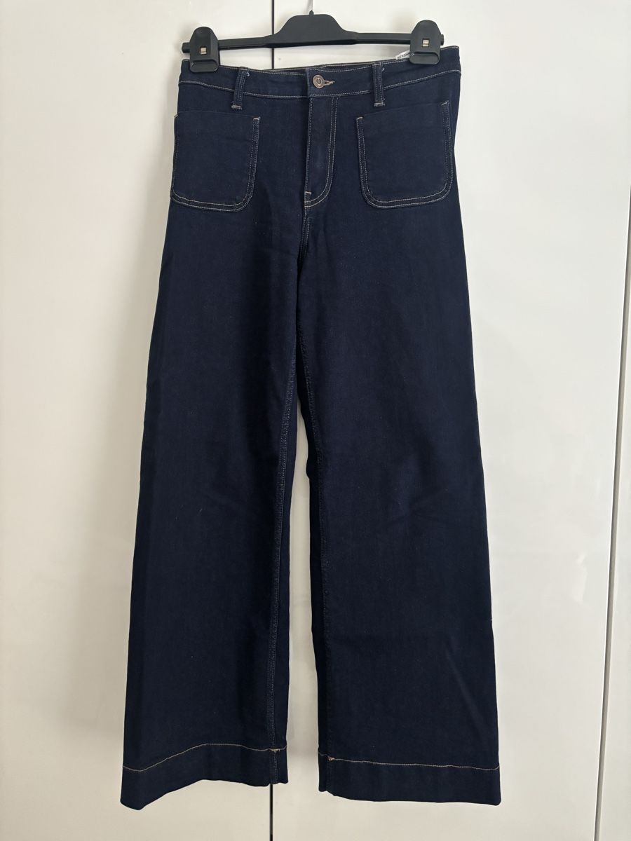 Bershka Jeans: Jeans Grösse 36  – Neuf avec emballage d'origine à Biel/Bienne par adna.sc
