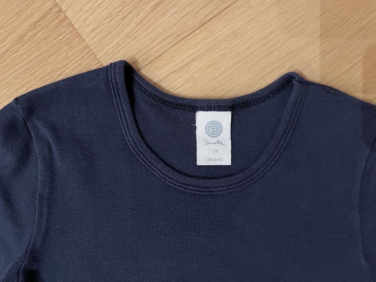 Sanetta Camicie, T-shirt & Polo: Sanetta Organic Dark Blue Long Sleeve - Size 128 – Nuovo (secondo la descrizione) da Planken venduto da R4gskL7 1