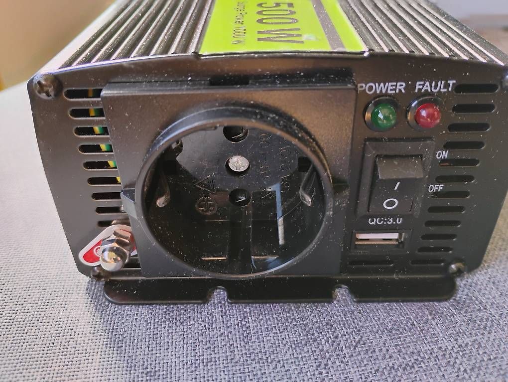 Inverter: Wechselrichter reine Sinuswelle – Usato da Giswil venduto da Anubis20 2