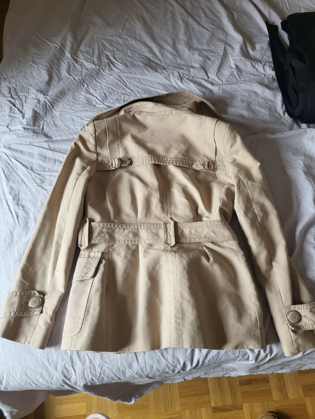 Zara Giacche: Trench Zara beige élégant. – Usato da Genève venduto da ale_m2rc 2